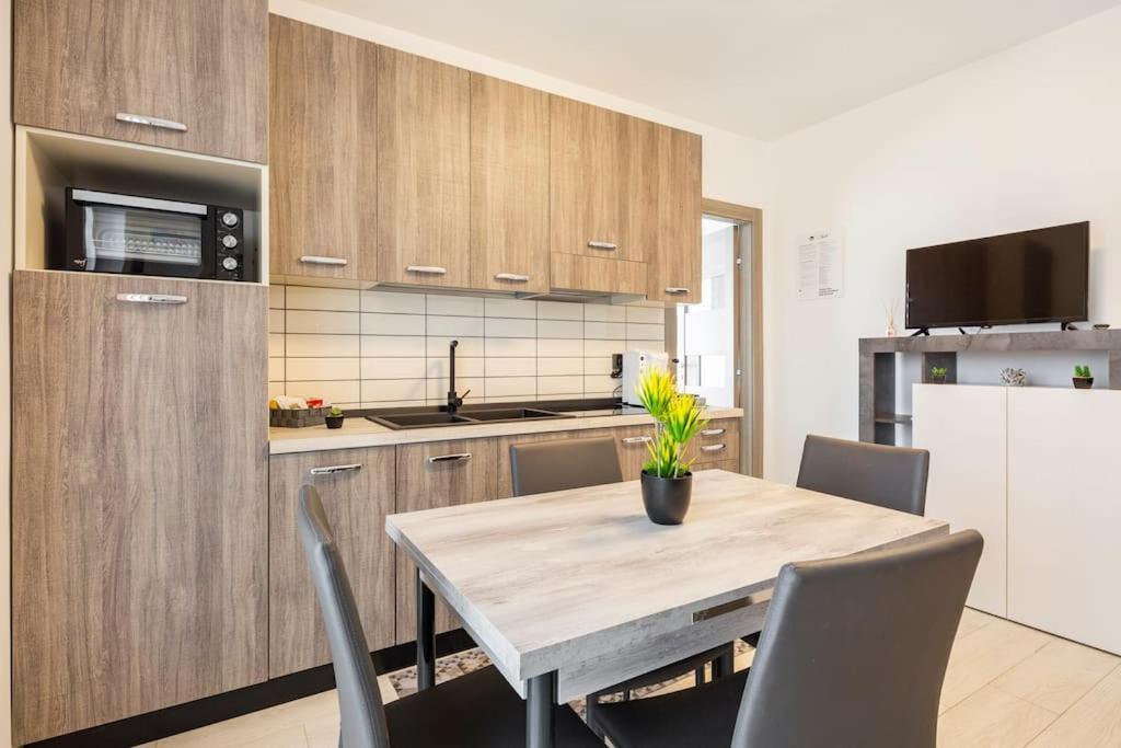 Tenuta Croce Appartamento Karol-Piscina-Vista Mare Salerno Eksteriør billede